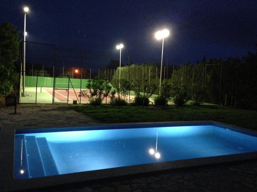 Camproig Holiday Home Alaró Habitación foto